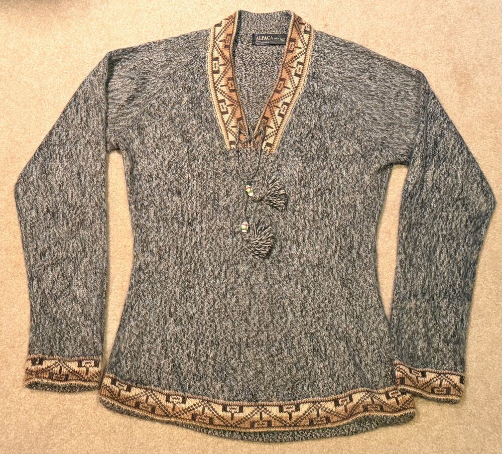VTG Alpaca 100% Wool Sweater Peruvian Grey Aztec Boho V-Neck Tassel Medium